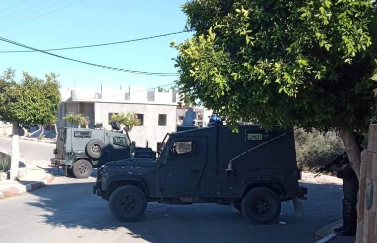 جنين: قوات الاحتلال تقتحم قرية طورة وتُعرقل حركة المواطنين