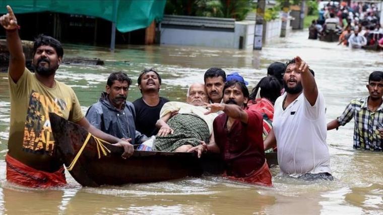 عشرات القتلى وملايين المعزولين إثر الأمطار والفيضانات في الهند وبنغلاديش