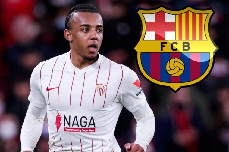 برشلونة يتقرب من التعاقد مع مدافع إشبيلية