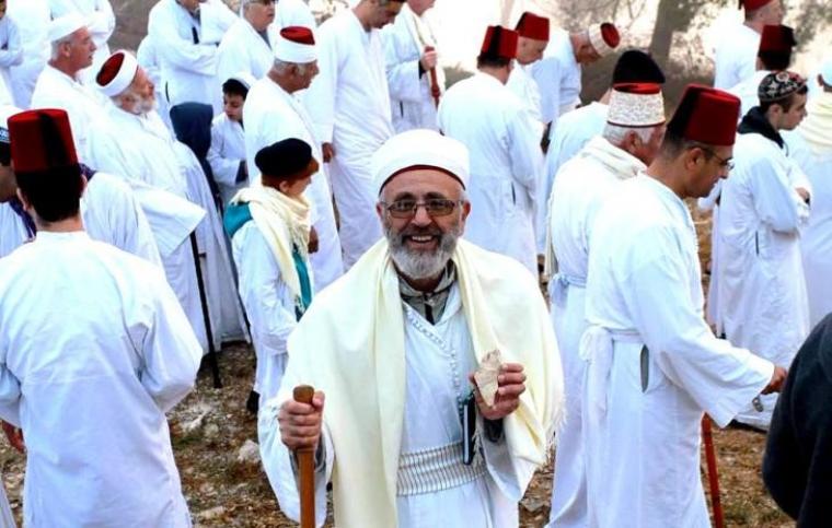 السامريون.