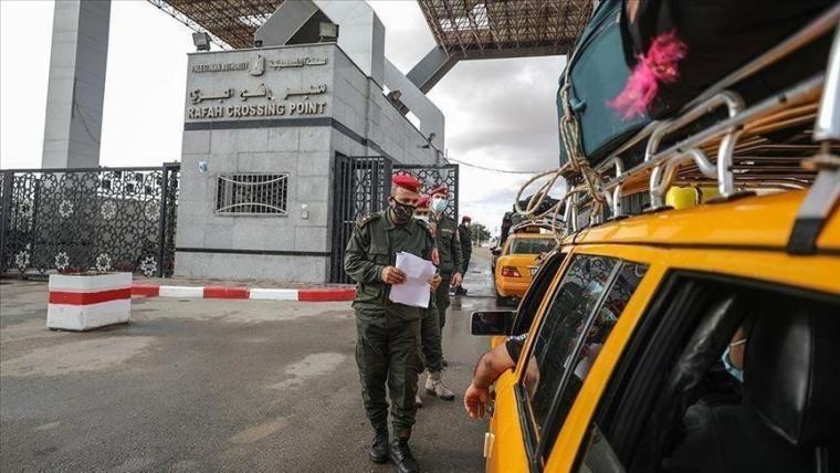 "داخلية غزة" تنشر كشوفات المسافرين ليوم غدٍ الأربعاء