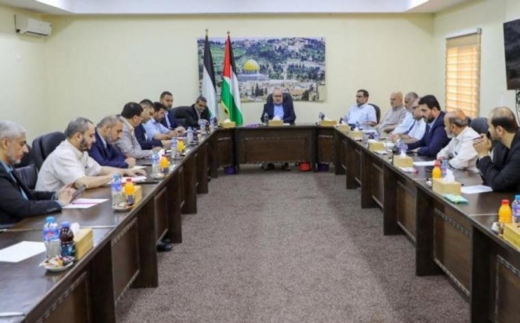 "العمل الحكومي" بغزة تصدر عدة قرارات عقب جلستها الأسبوعية اليوم