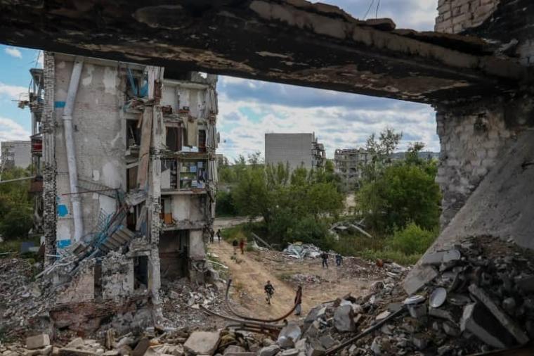 أوكرانيا تواصل قصف دونيتسك