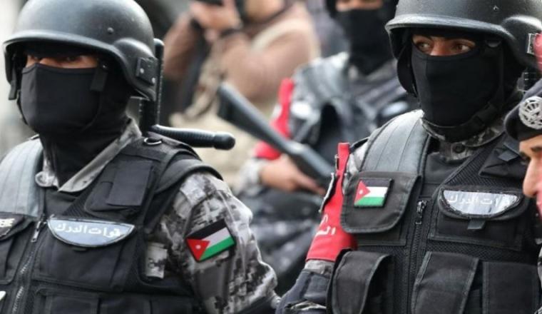 الأردن: توقيف 3 أشخاص في قضية انهيار مبنى أودى بحياة 6 أفراد