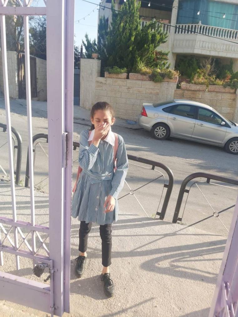 طالبات عناتا.jpg