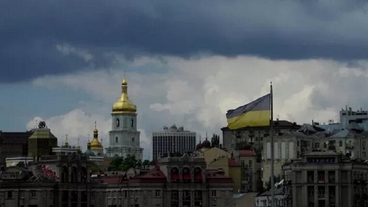 الدفاع الروسية: تم توجيه ضربات مكثفة بأسلحة عالية الدقة لمراكز قيادة عسكرية ومنشآت الطاقة في كييف