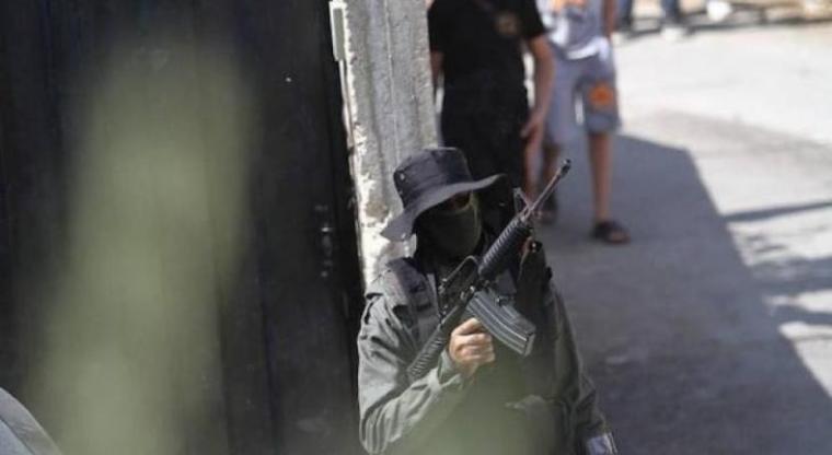 مقاومون يطلقون النار صوب حاجز "الجلمة" العسكري شمال جنين