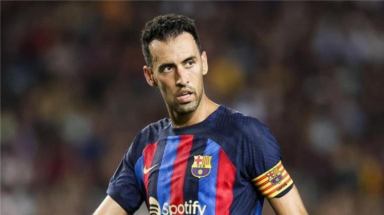 برشلونة يفتح الباب أمام بوسكيتس للرحيل