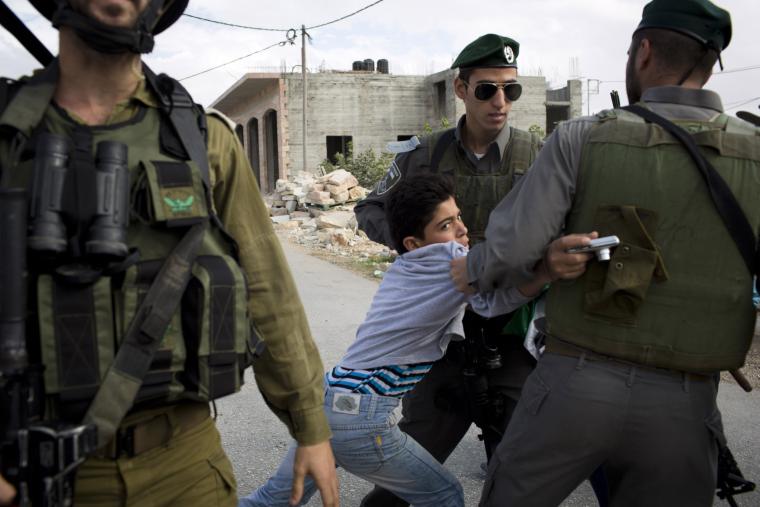 اعتقال إسرائيل