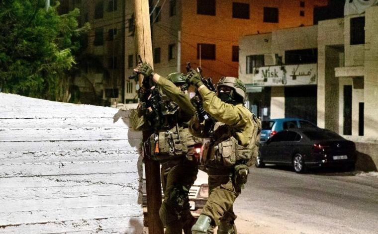 قوات الاحتلال تقتحم مستشفى المقاصد في القدس