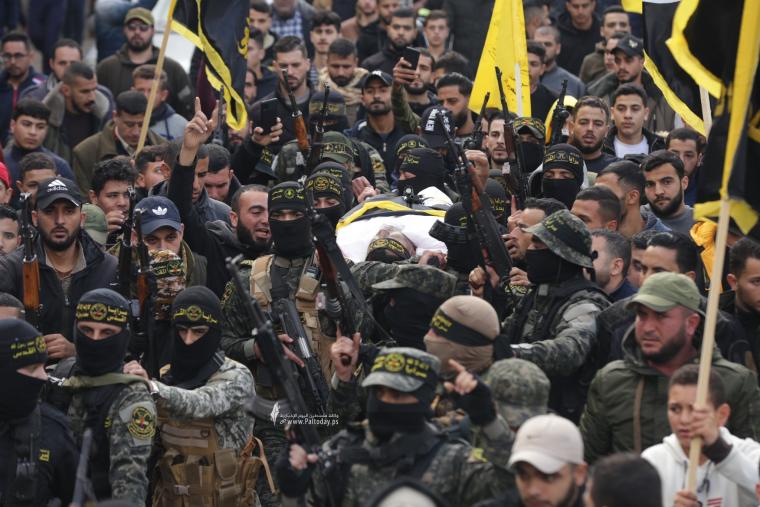 سرايا القدس تودع شهيدها المجاهد «سائد القطناني» بجنازة مهيبة (12).jpeg