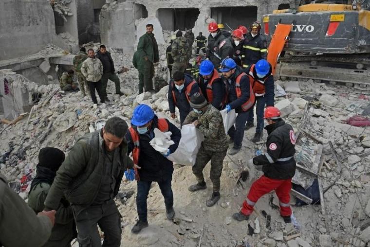 ضحايا زلزال تركيا.jpg