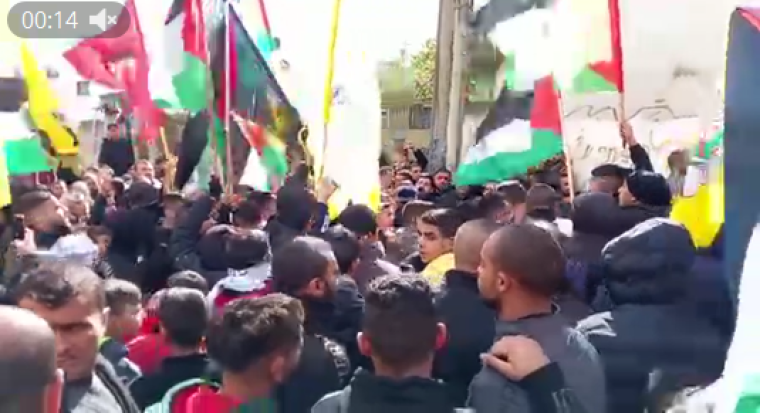 تشييع جثمان الشهيد قلالدة.PNG