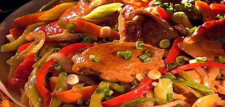 طريقة عمل صينية دجاج مشوي بالخضار في المنزل رمضان 2023