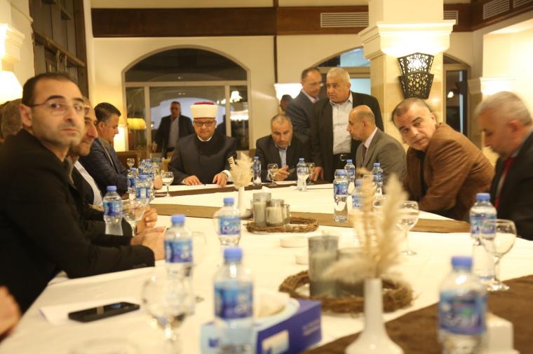 جانب من لقاء وزير الأوقاف حاتم البكري بصحفيين في غزة