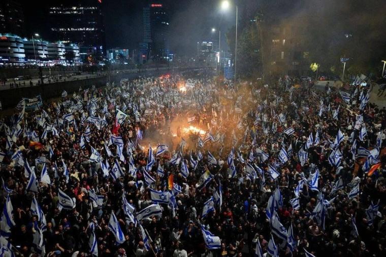 بنجمة داوود الحمراء "الإسرائيلية" تعلن رفع درجة الاستنفار في نقاط الاحتجاج