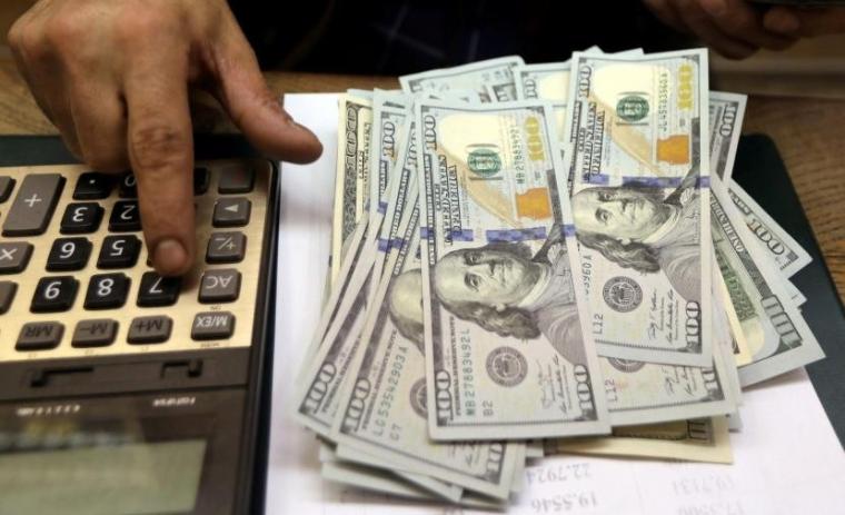 هل تغير سعر صرف الدولار مقابل الشيكل اليوم الأحد 1 أكتوبر 2023؟