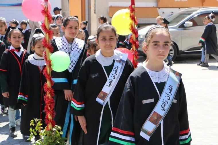مدرسة اللد الأساسية "أ" للبنات تكرم المشاركات في دروتي القاعدة النورانية وإتقان سورة الفاتحة