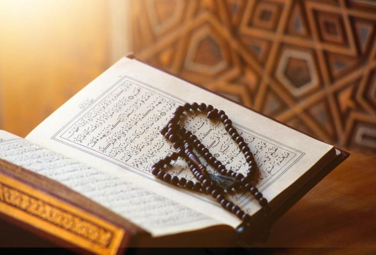 إليكم دعاء ختم القرآن الكريم مكتوب كامل بخط كبير بصيغة PDF - فضل ختم القران