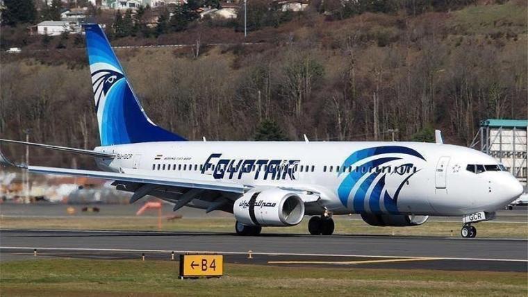 مصر تعلن وقف رحلاتها الجوية من وإلى الخرطوم