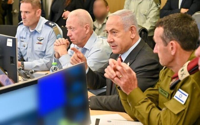 نتنياهو وقادة الجيش الإسرائيلي