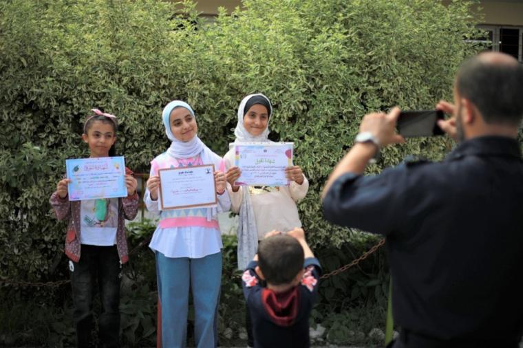 موعد تسليم شهادات طلاب مدارس الحكومة والوكالة في غزة 2023