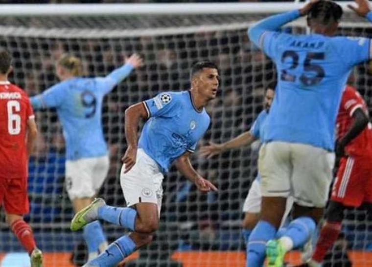 لاعبو فريق مانشستر سيتي