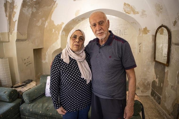 عائلة صب لبن.jpg
