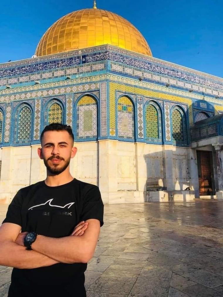 الاحتلال يعتقل نجل الشهيد عجاج في طولكرم