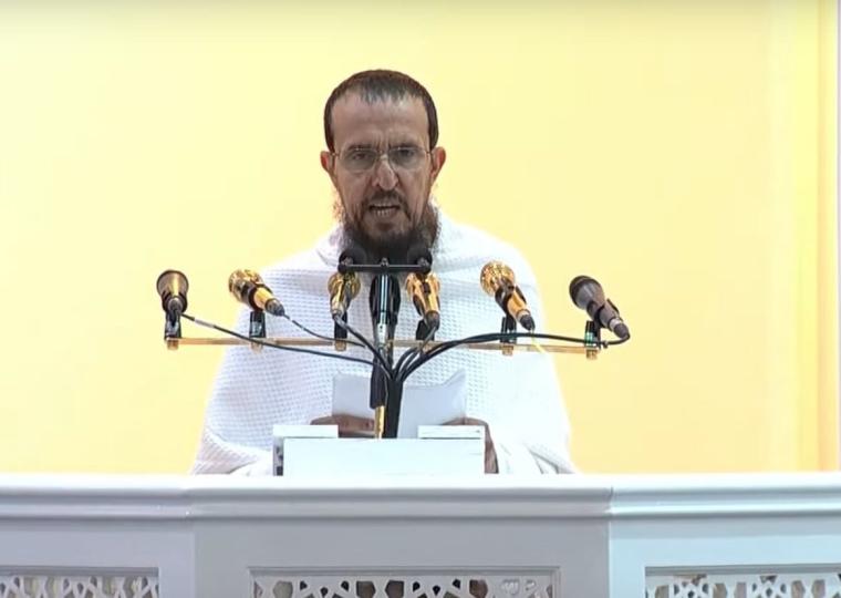 خطيب مسجد نمرة في عرفات