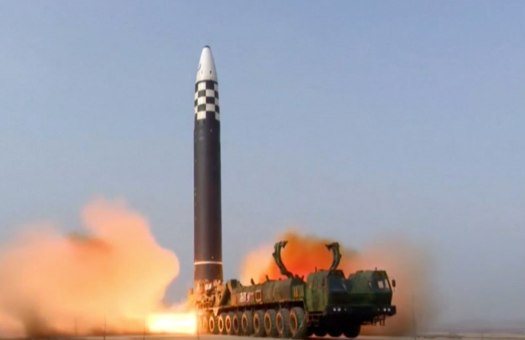الدفاع اليابانية: كوريا الشمالية تطلق صاروخا باليستيا