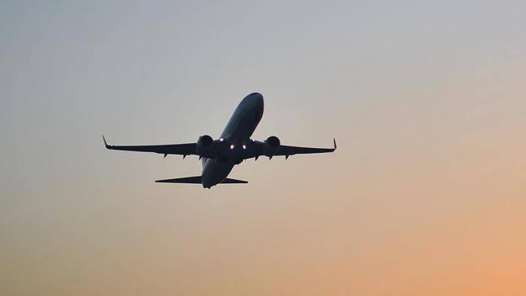 رحلة جوية إلى تل ابيب 2023