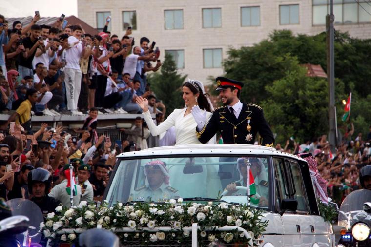 بث مباشر حفل زفاف الأمير حسين في عمان اليوم -- مشاهدة عرس الامير حسين
