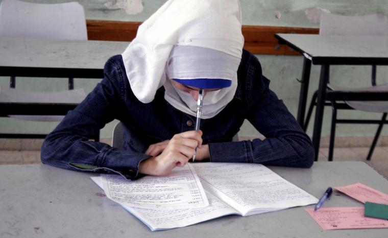 نماذج أسئلة امتحان اللغة العربية الورقة الثانية للتوجيهي في فلسطين 2022 - التوقعات وطبيعة الأسئلة