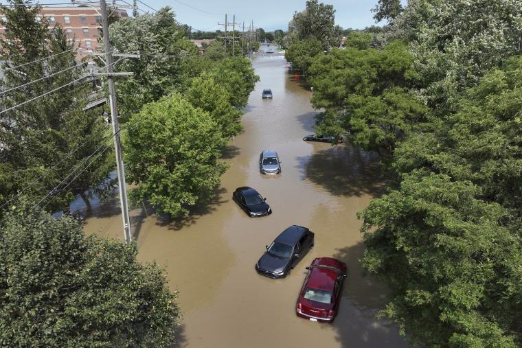 أمطار تغمر مدن امريكية