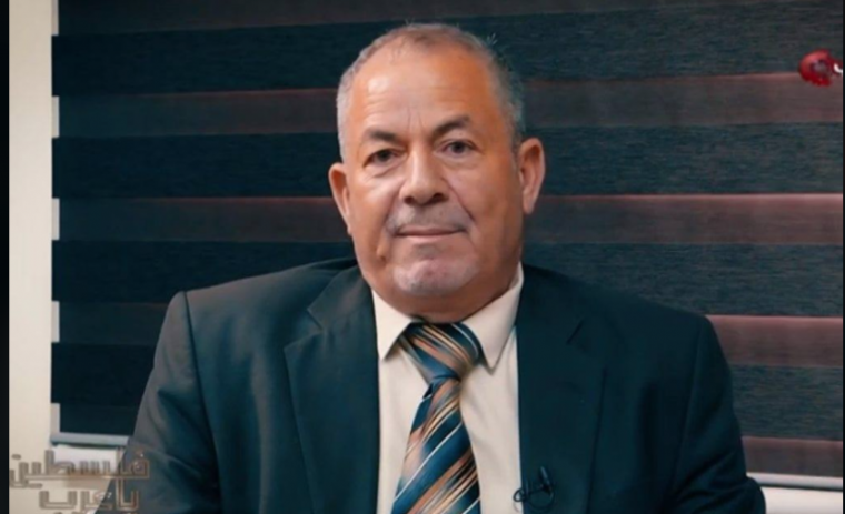 الكاتب نهاد أبو غوش