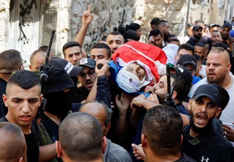 جماهير غفيرة تشيع الشهيد مصطفى الكستوني في جنين