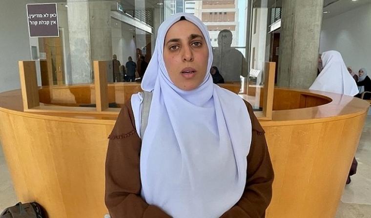 الناشطة آية الخطيب