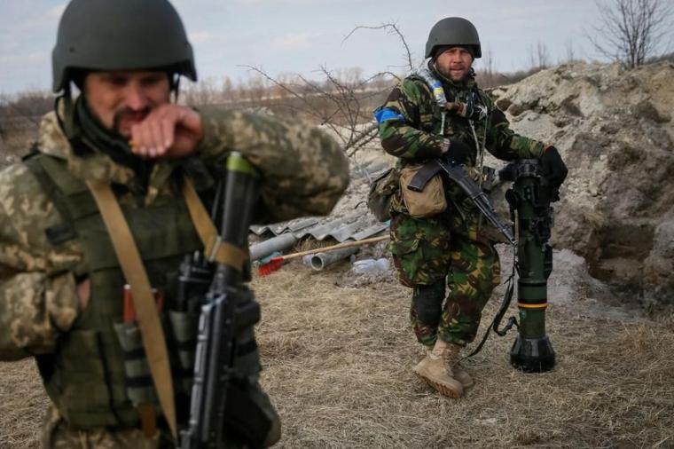 جنود اوكرانيين
