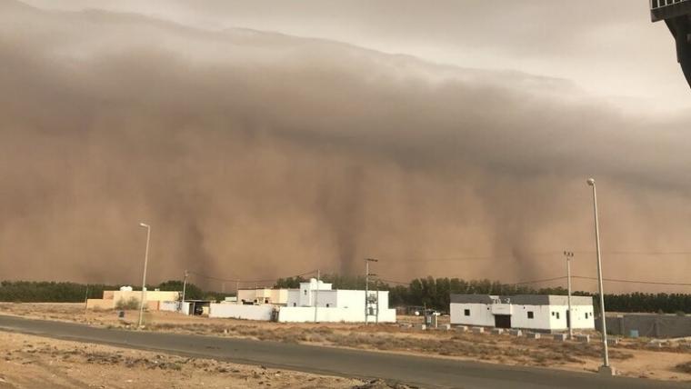 عاصفة