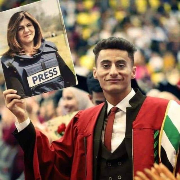 الصحفي جراح خلف.jpeg