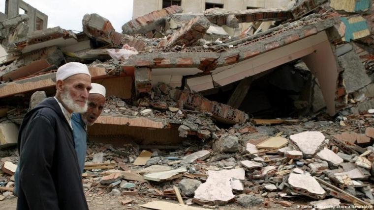زلزال المغرب يودي بحياة المئات ويُسبب دماراً هائلاً في المنطقة