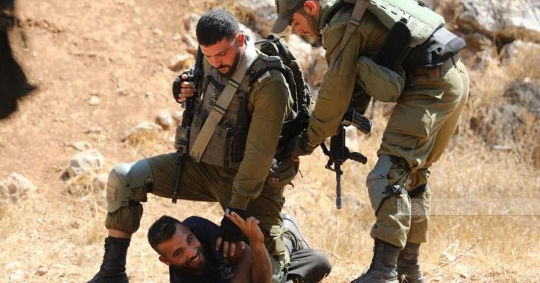 اعتقال فلسطيني