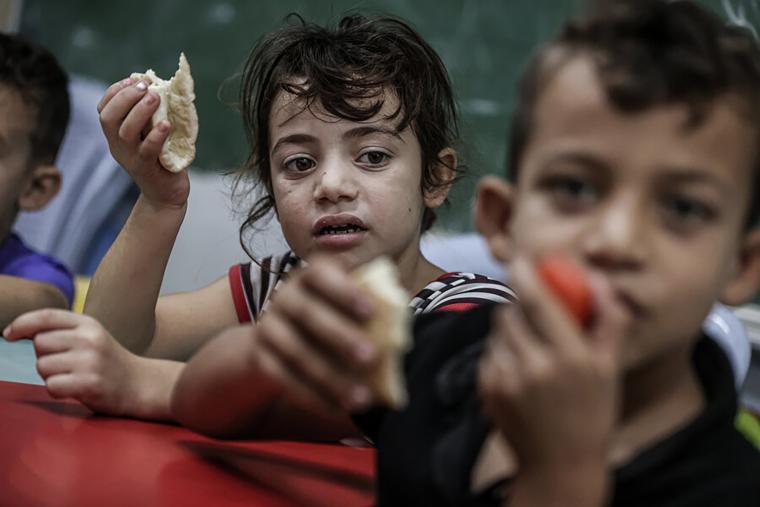 أطفال جائعون في غزة