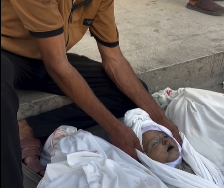 شهداء بمجرزة إٍسرائيلية على غزة