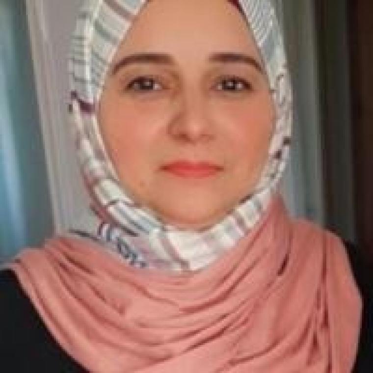 الكاتبة سما حس
