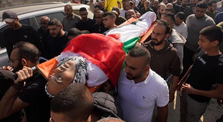 من جنازة الشهيد عبد الله السعدي