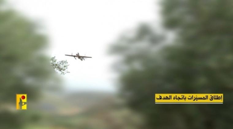 جانب من عملية اطلاق حزب الله طائرة مسيرة باتجاه كيان الاحتلال.jpeg