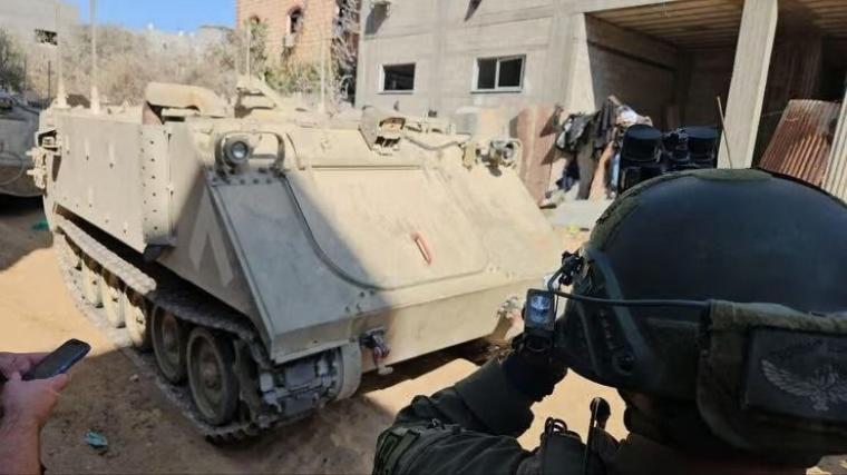 نقالة جند "أم 113" يستخدمها الاحتلال في التفجيرات في شمال القطاع