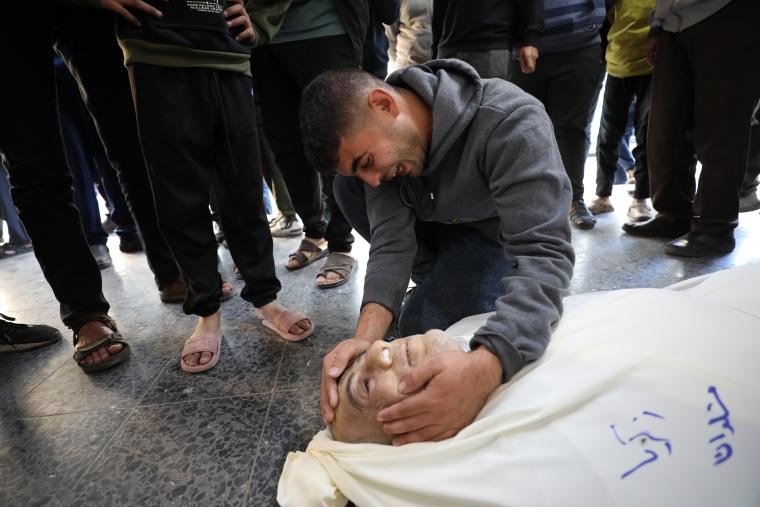 توديع شهداء في غزة